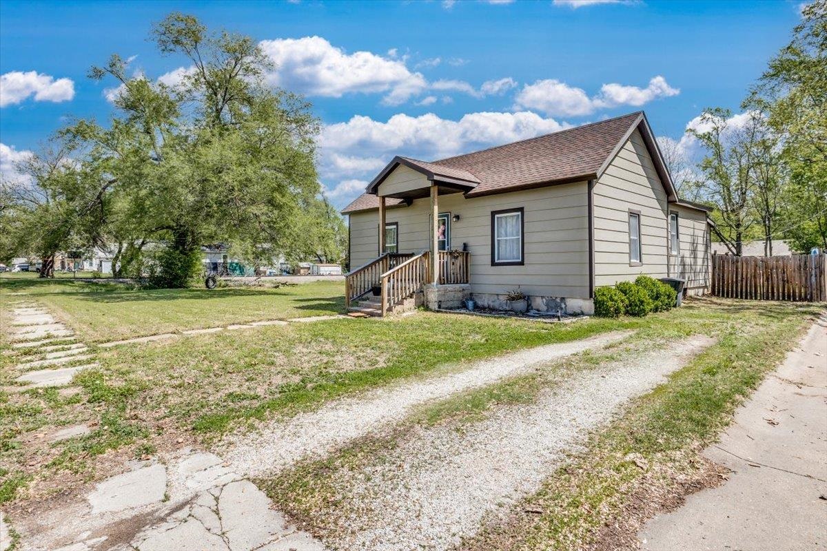1520 Broadway St, Winfield, Kansas image 5