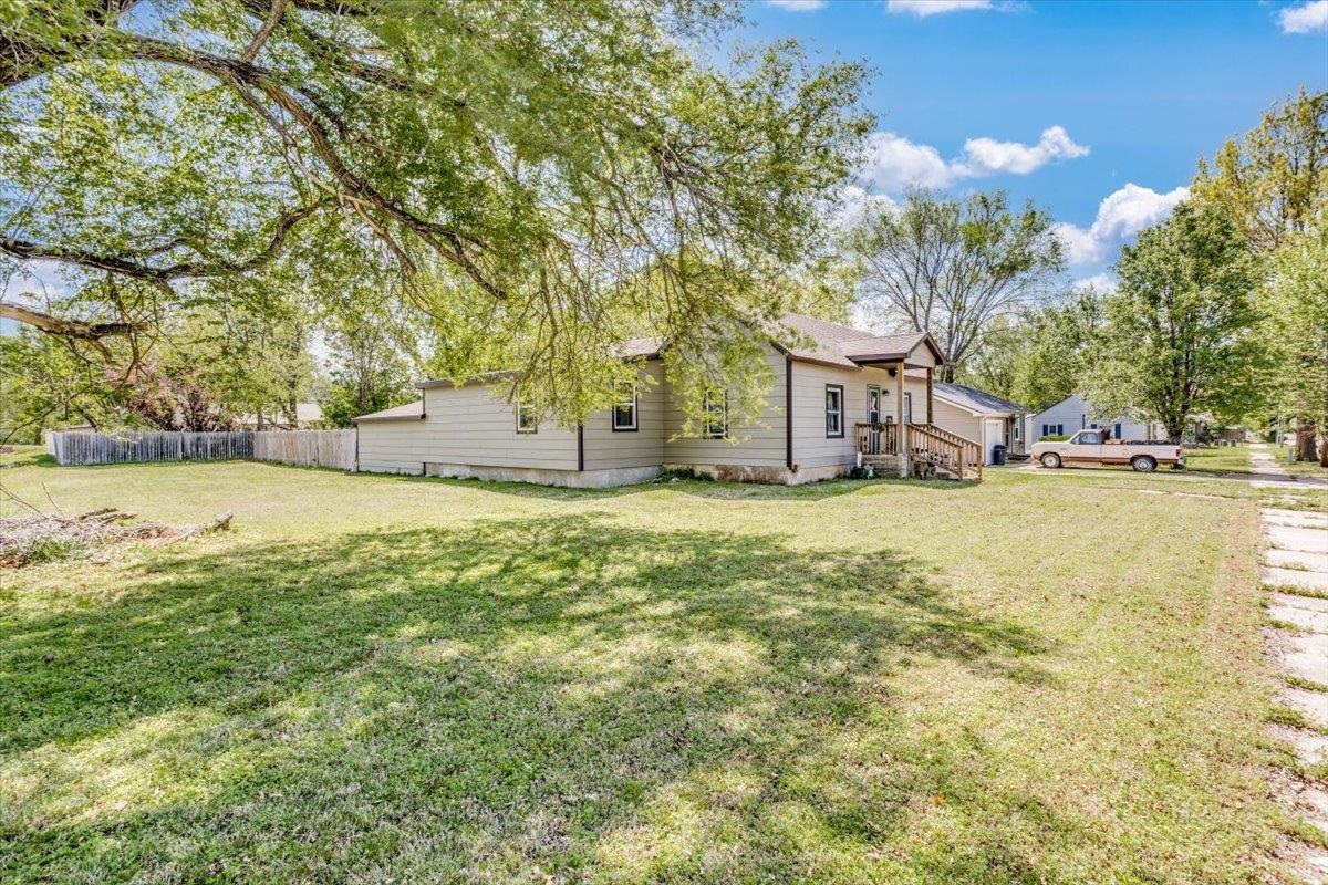 1520 Broadway St, Winfield, Kansas image 6