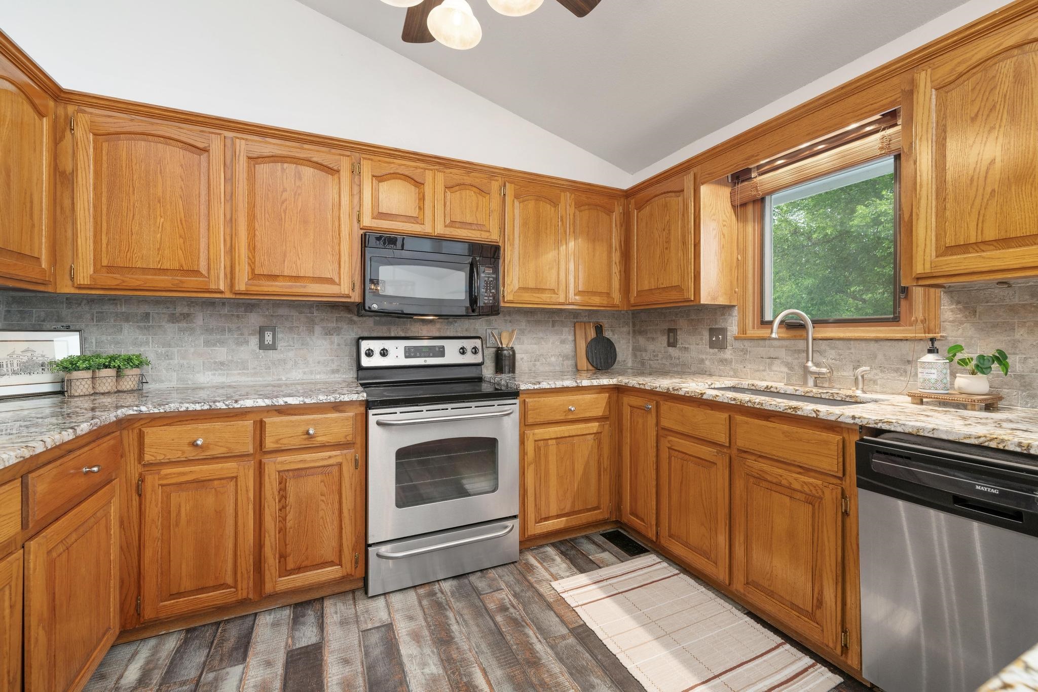 1714 N Shefford St, Wichita, Virginia image 12
