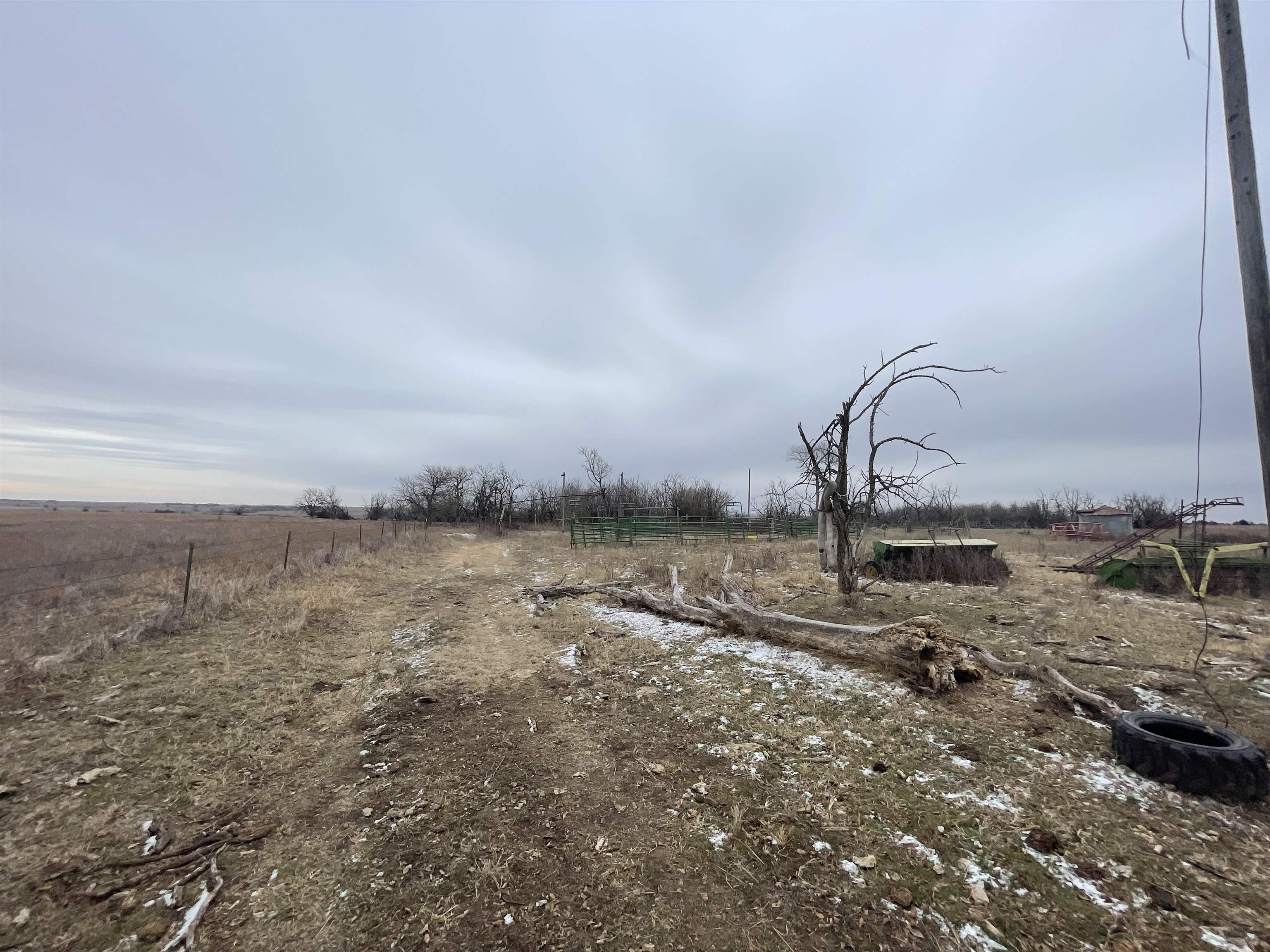 292nd Rd, Maple City, Kansas image 7