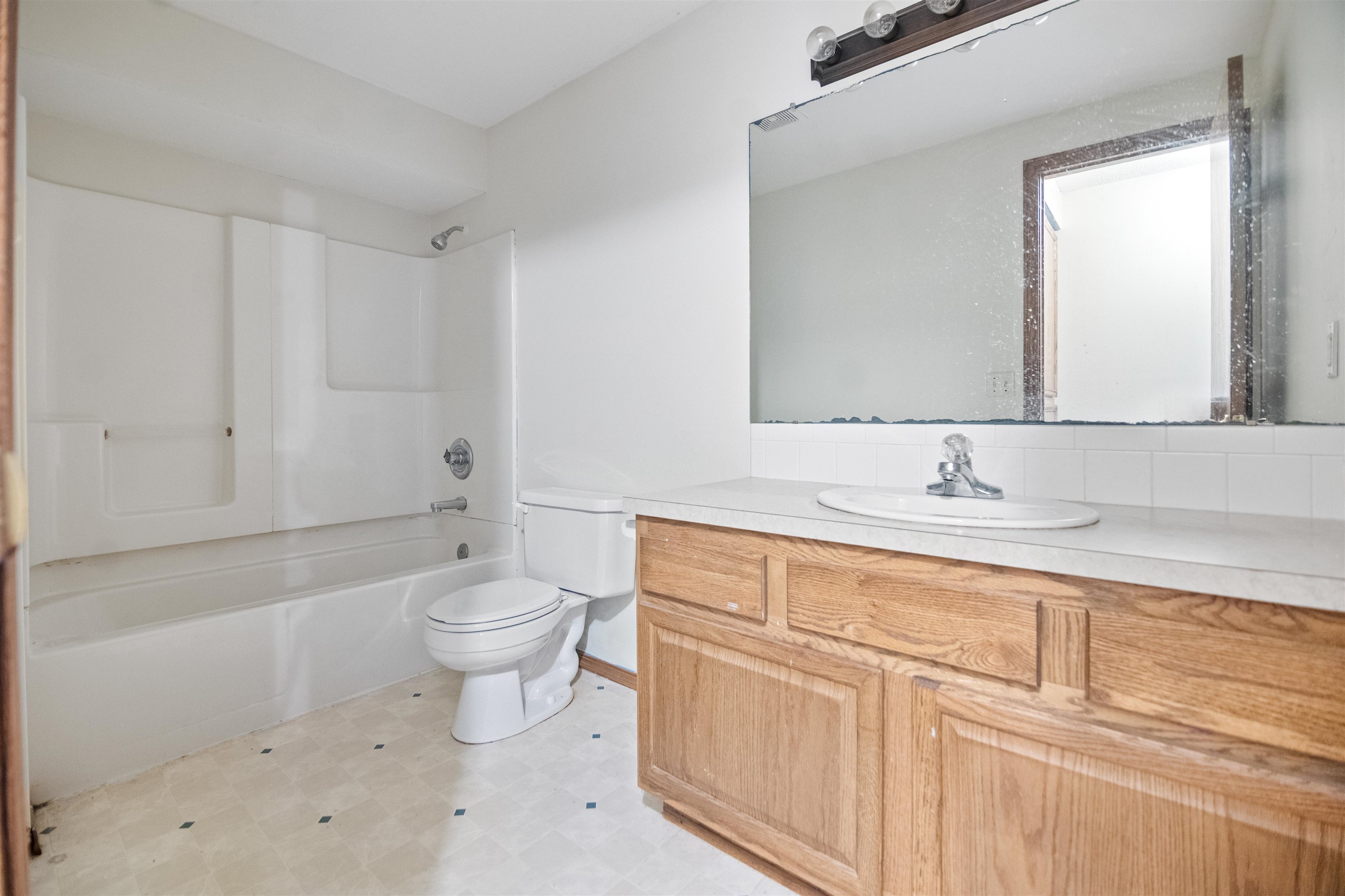 11818 W Dora St, Wichita, Kansas image 27