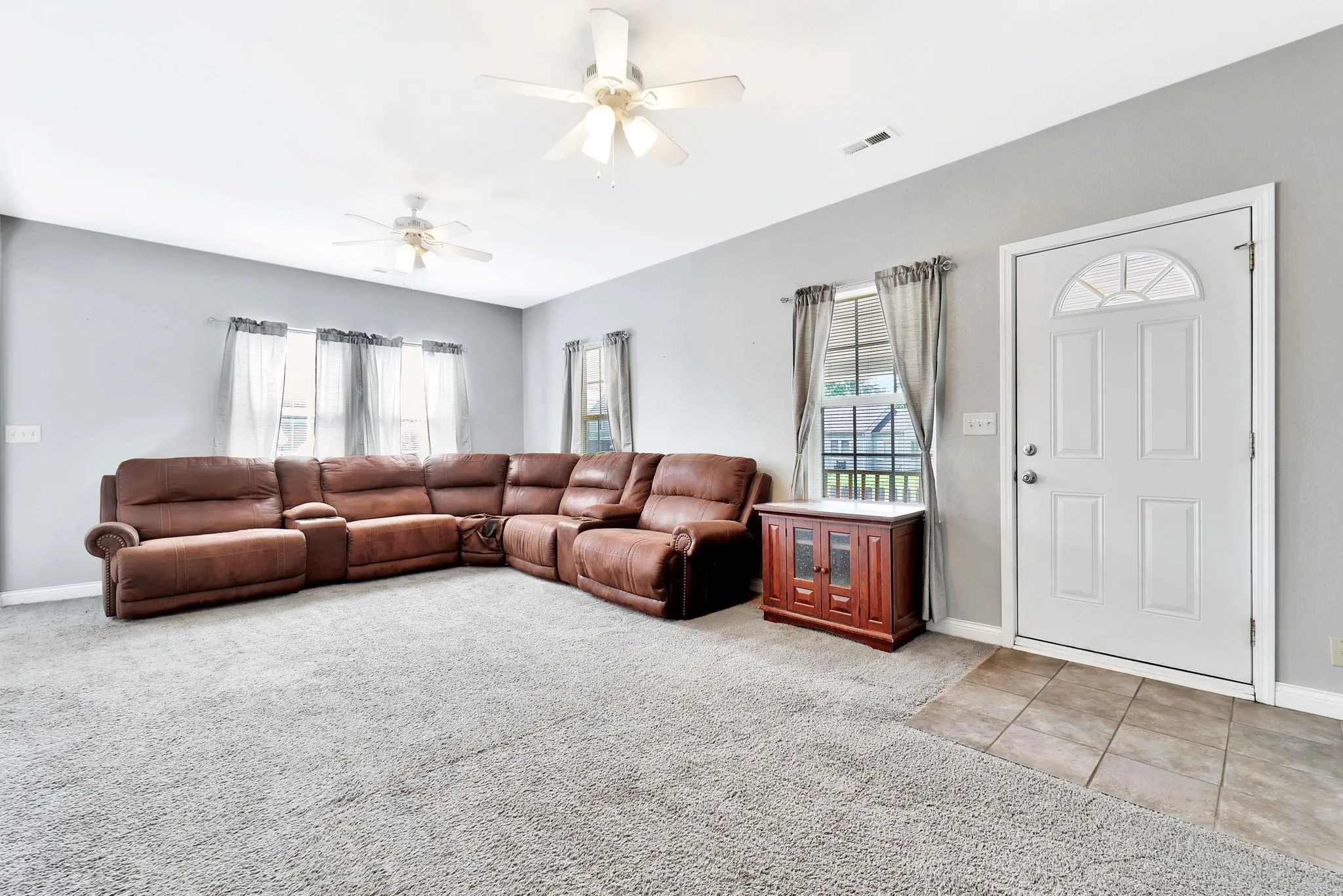 El Dorado, Kansas 67042, United States, 3 Bedrooms Bedrooms, ,2 BathroomsBathrooms,Residential,Pending,166047