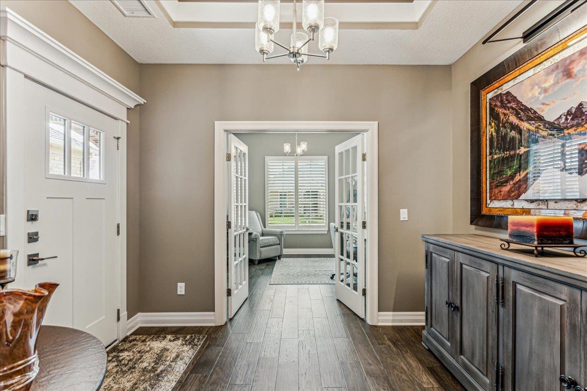 4034 N Solano Cir, Wichita, Kansas image 3