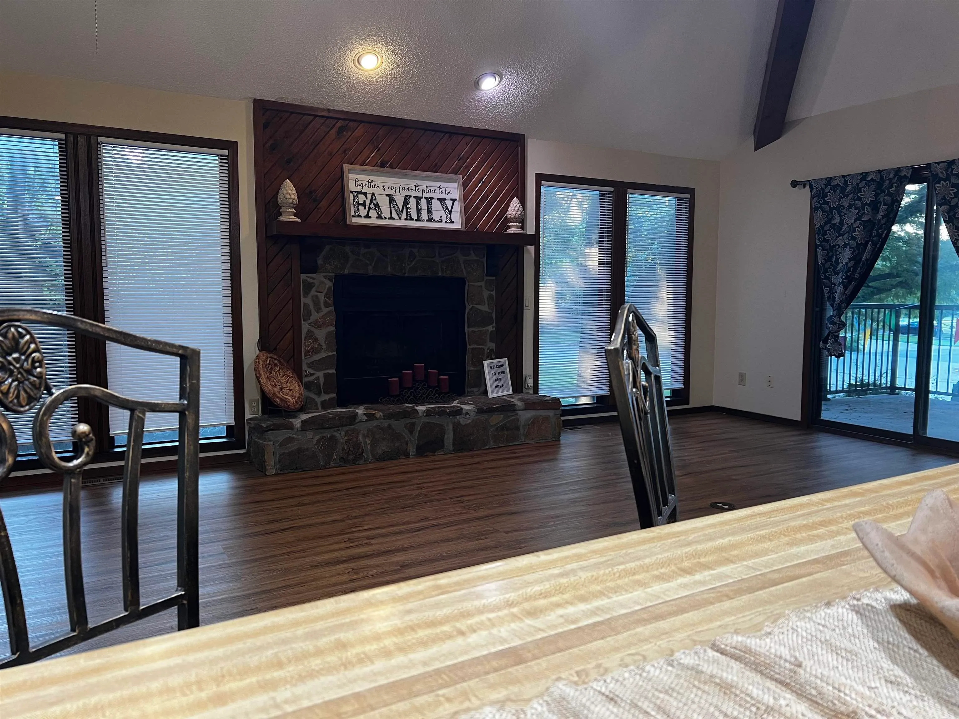 Wichita, Kansas 67215, United States, 2 Bedrooms Bedrooms, ,2 BathroomsBathrooms,Residential,Active,149853