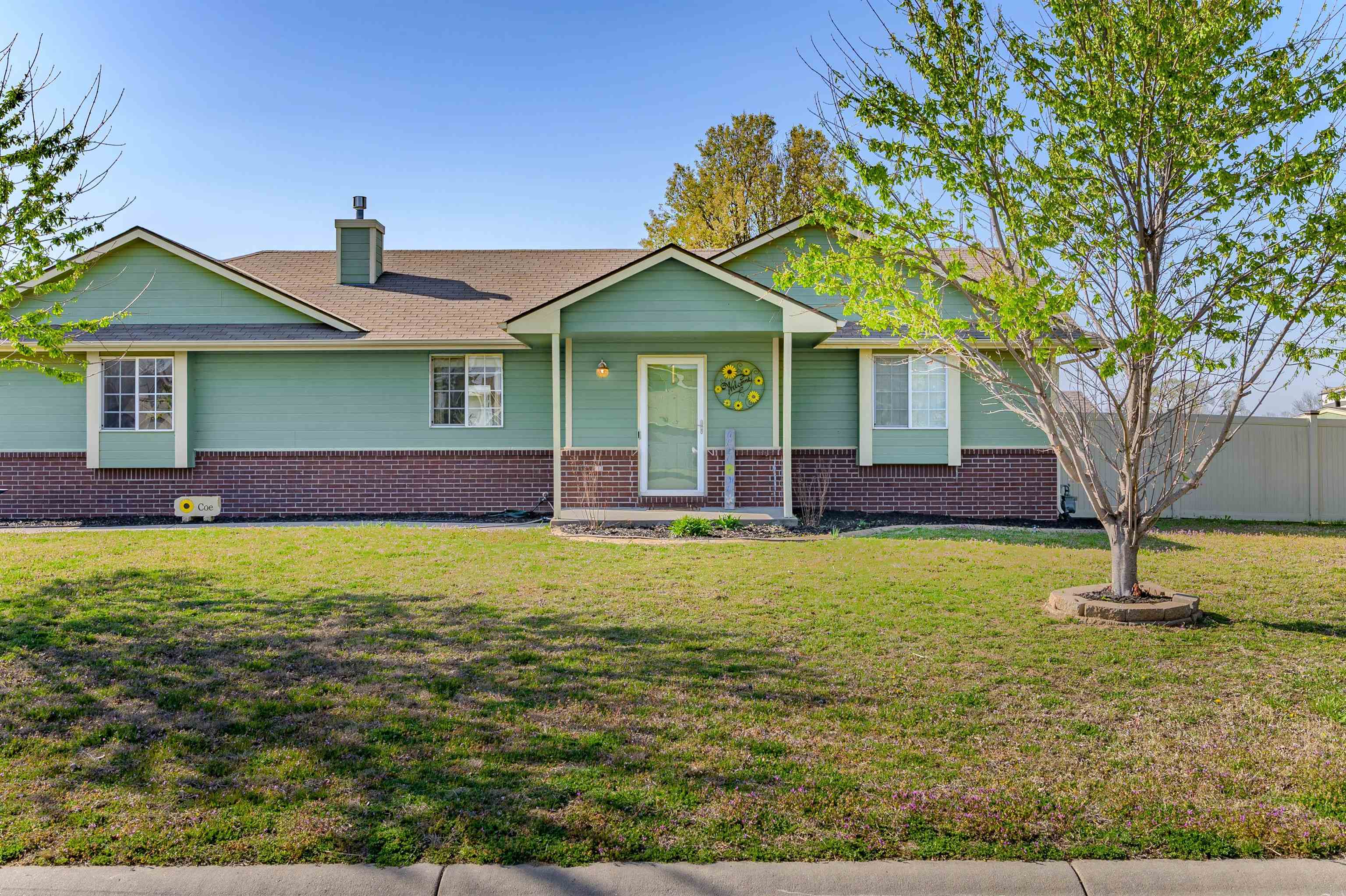 763 E Peach Ave, Haysville, Kansas image 1