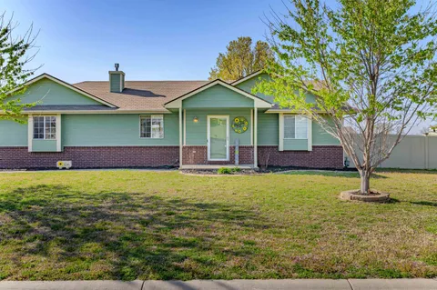 763 E Peach Ave, Haysville, KS 67060 - MLS#: 653976