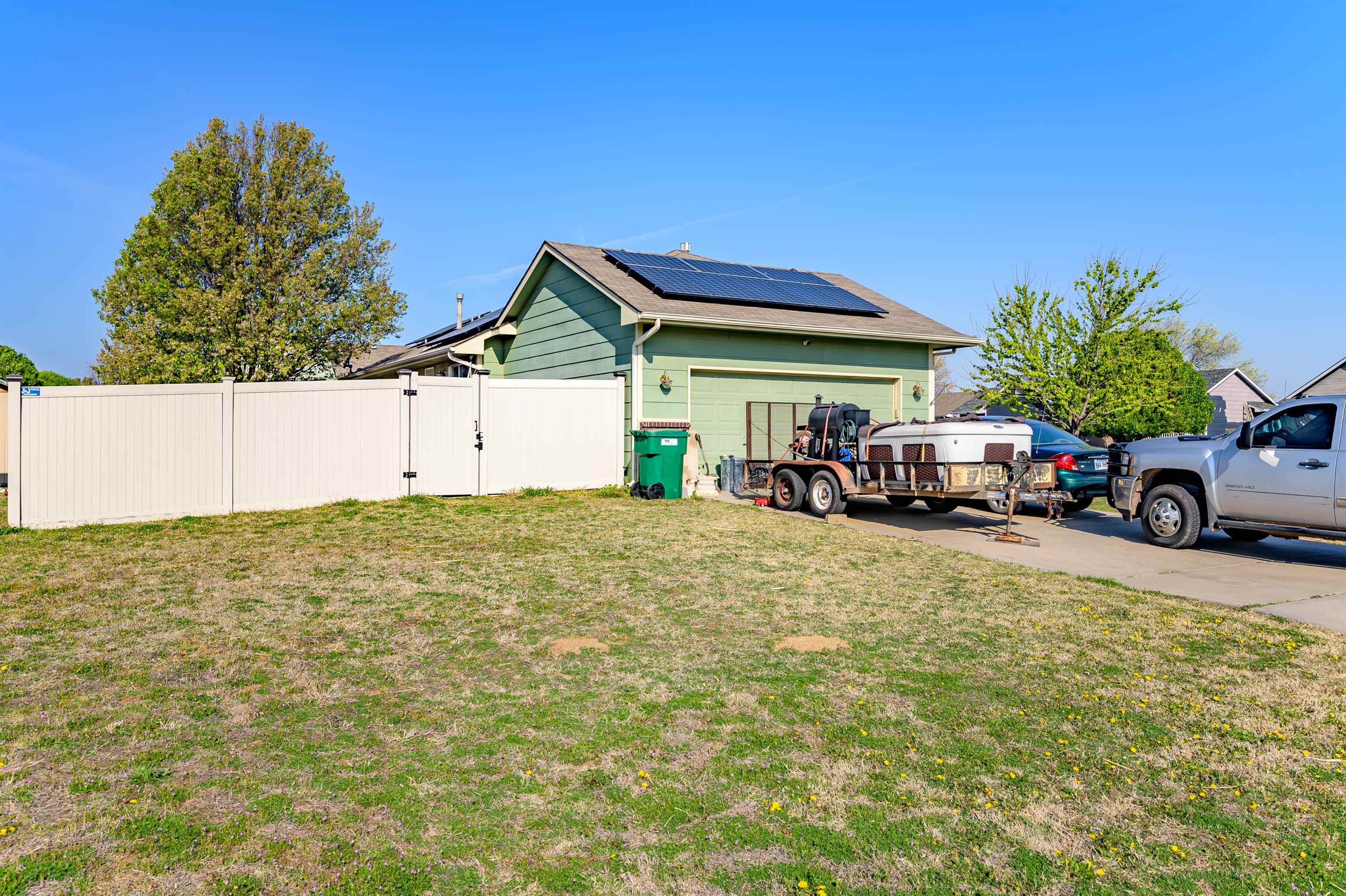 763 E Peach Ave, Haysville, Kansas image 21