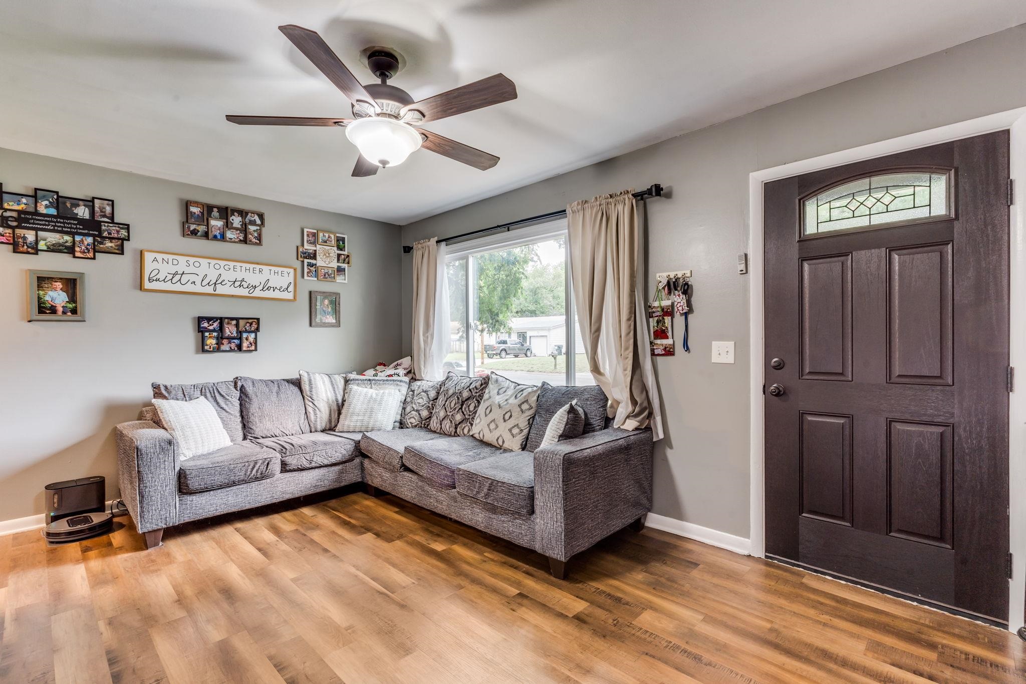 400 S Hungerford Ave, Haysville, Kansas image 6
