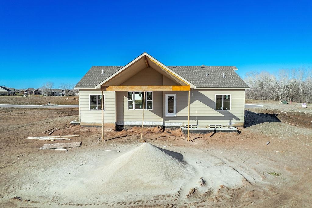 Cheney, Kansas 67025, United States, 3 Bedrooms Bedrooms, ,2 BathroomsBathrooms,Residential,Pending,64848