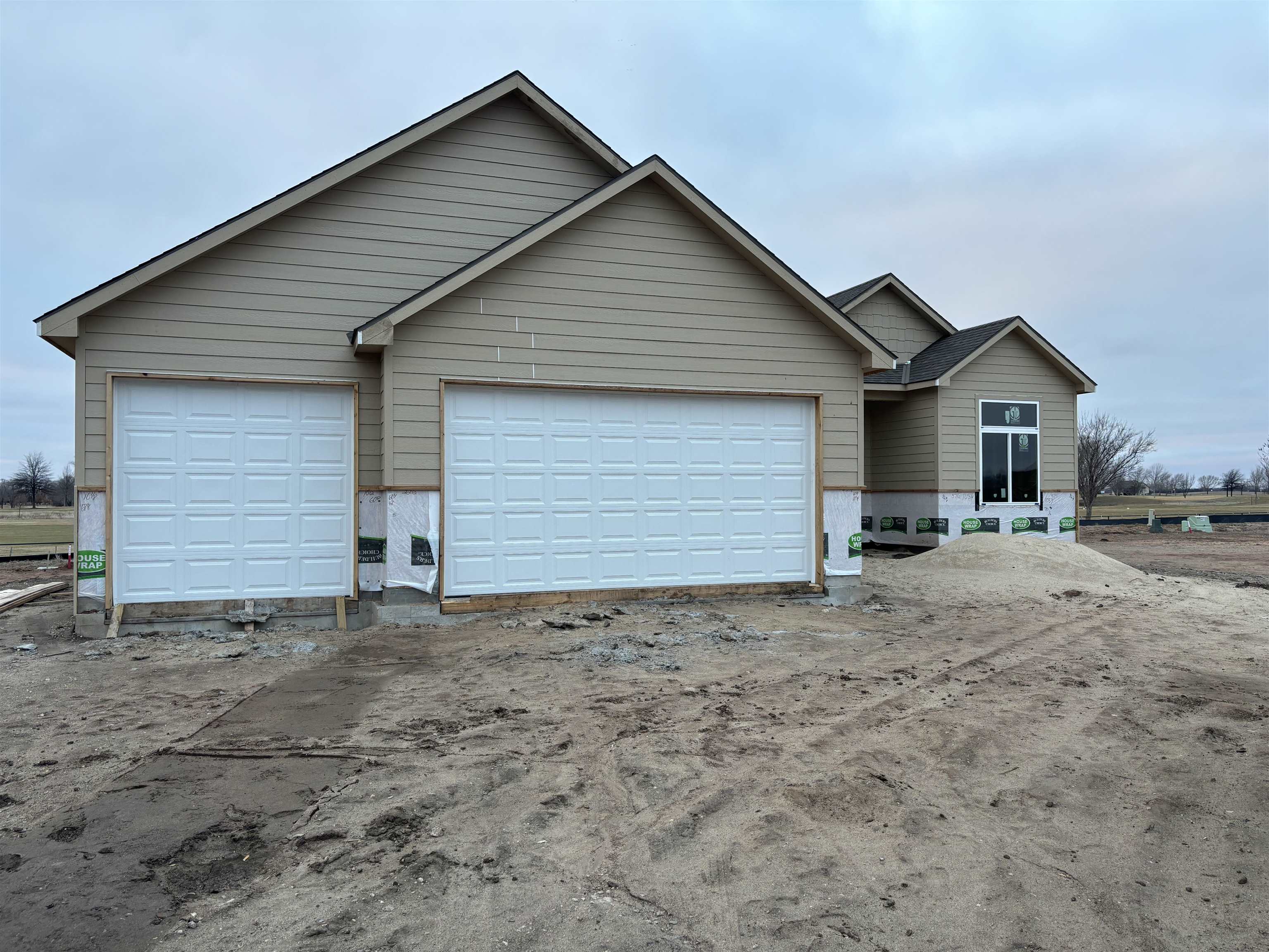 Cheney, Kansas 67025, United States, 3 Bedrooms Bedrooms, ,2 BathroomsBathrooms,Residential,Pending,64848