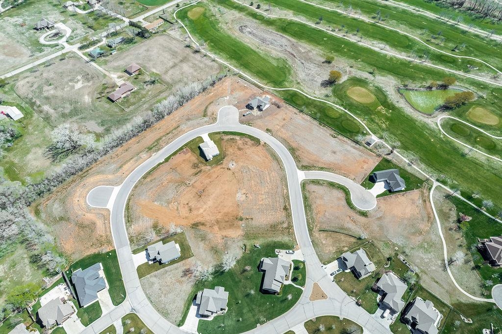 Cheney, Kansas 67025, United States, 3 Bedrooms Bedrooms, ,2 BathroomsBathrooms,Residential,Pending,64848