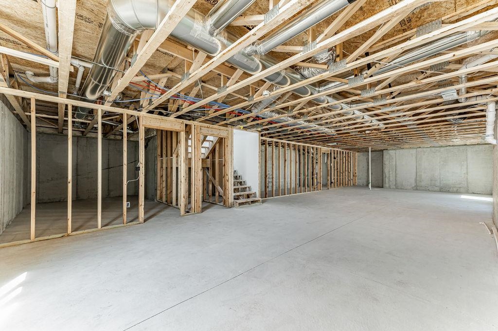 Cheney, Kansas 67025, United States, 3 Bedrooms Bedrooms, ,2 BathroomsBathrooms,Residential,Pending,64848