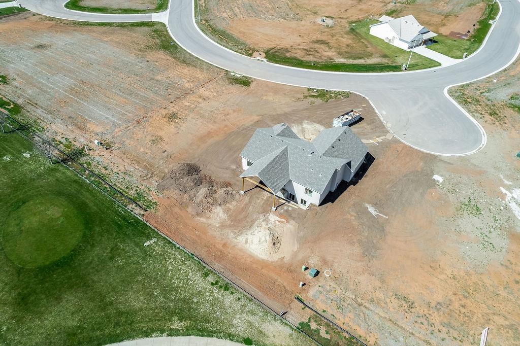 Cheney, Kansas 67025, United States, 3 Bedrooms Bedrooms, ,2 BathroomsBathrooms,Residential,Pending,64848