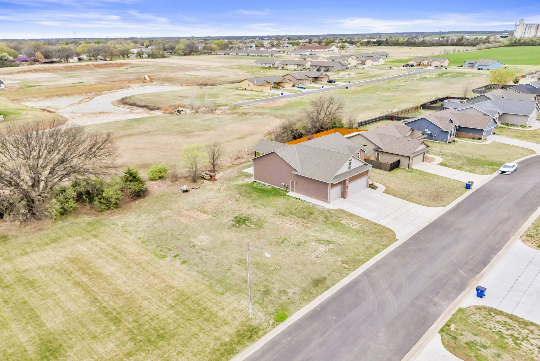 153 Longhorn Ct, Clearwater, Kansas image 3