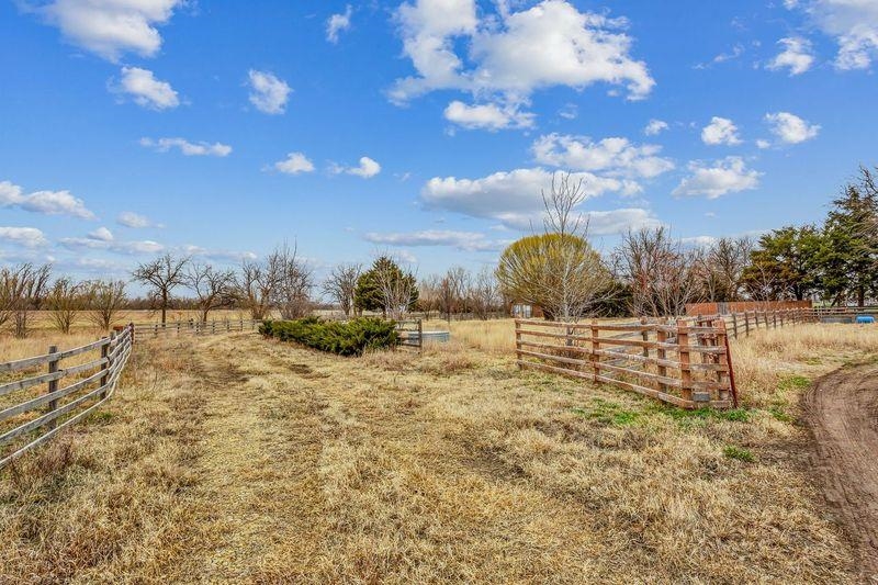 7031 N 135th St W St, Colwich, Kansas image 8