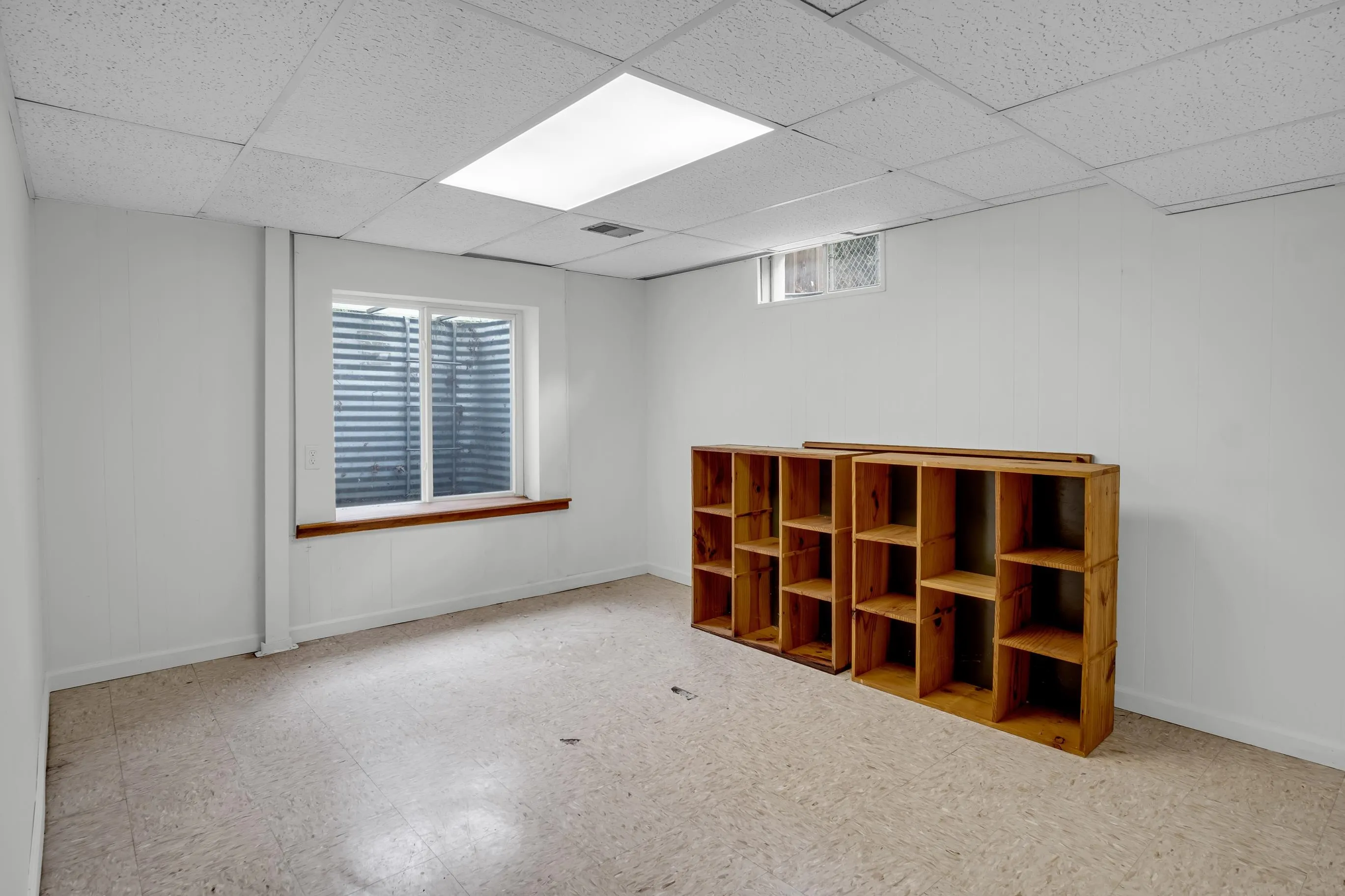 Newton, Kansas 67114, United States, 3 Bedrooms Bedrooms, ,2 BathroomsBathrooms,Residential,Active,179688