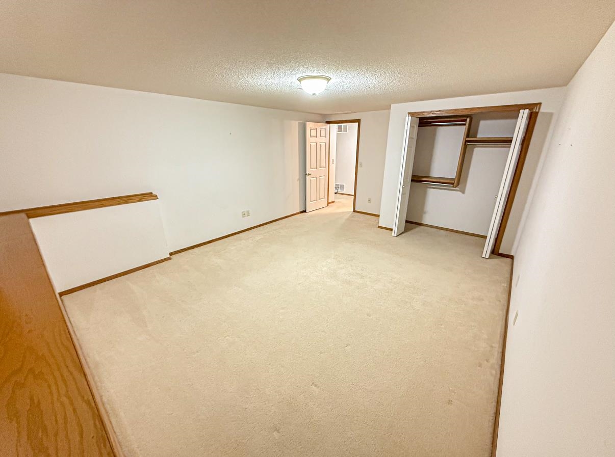 2334 N Covington St, Wichita, Kansas image 20
