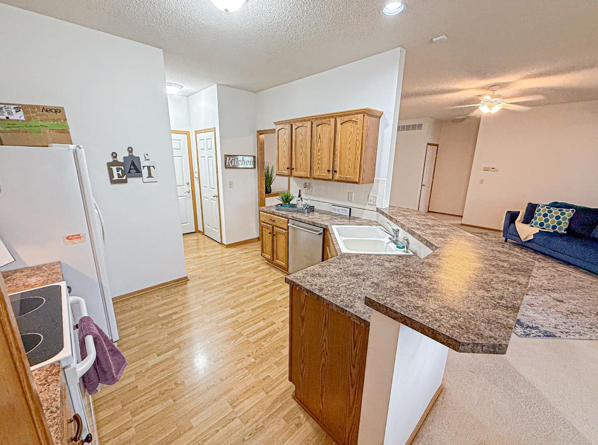 2334 N Covington St, Wichita, Kansas image 8