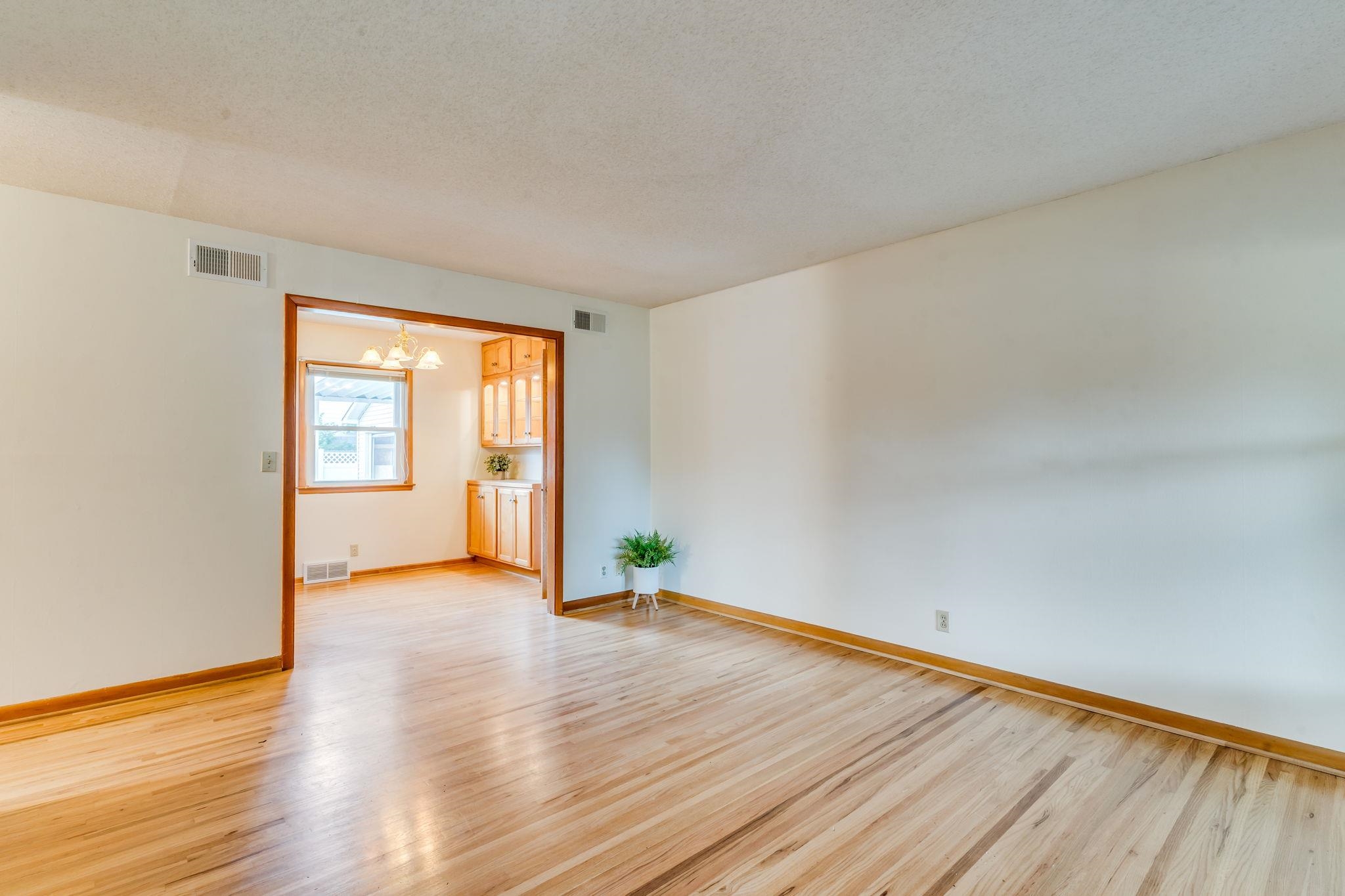 3349 S Osage Ave, Wichita, Kansas image 7