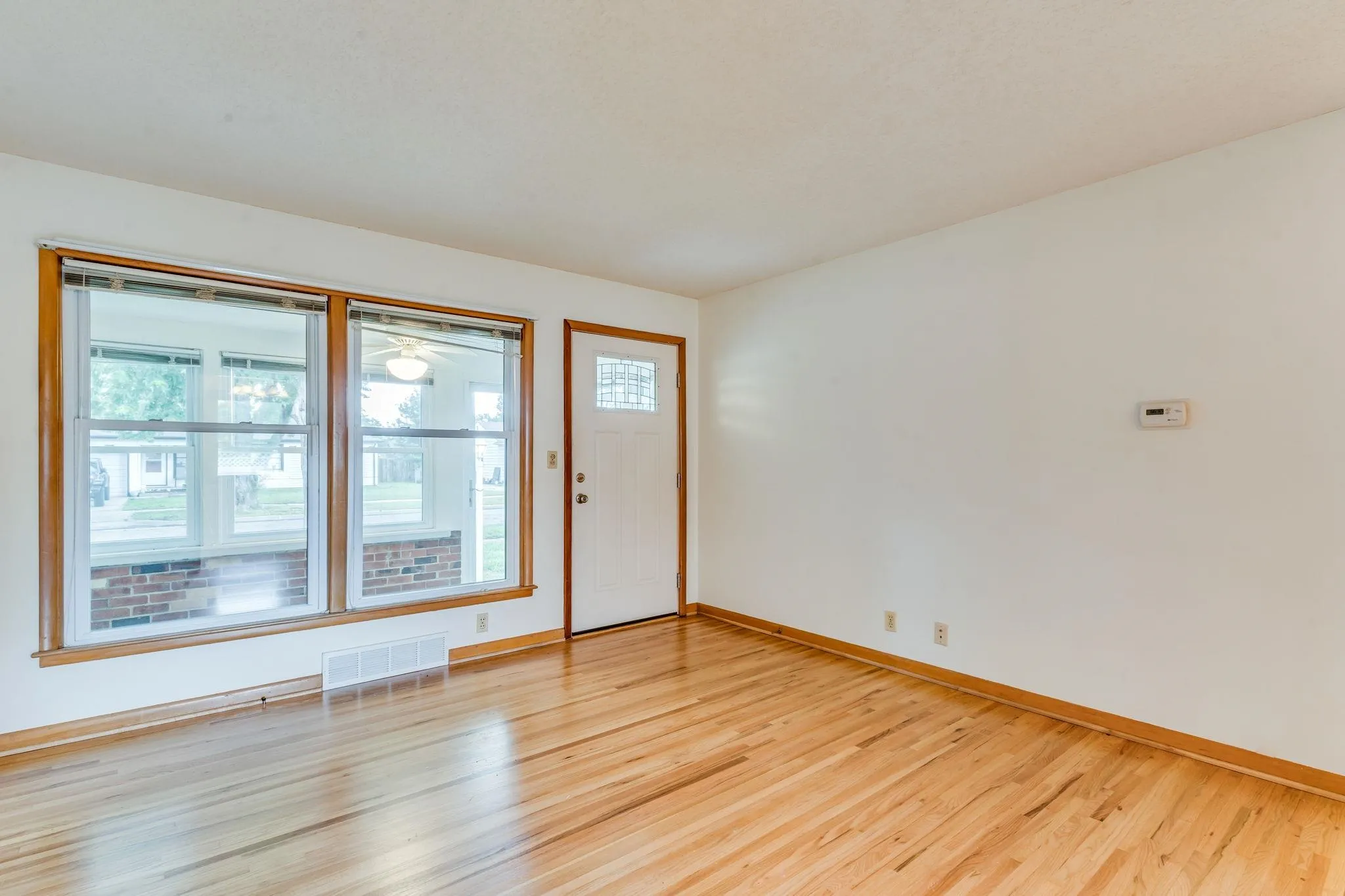 Wichita, Kansas 67217, United States, 3 Bedrooms Bedrooms, ,1 BathroomBathrooms,Residential,Pending,141019