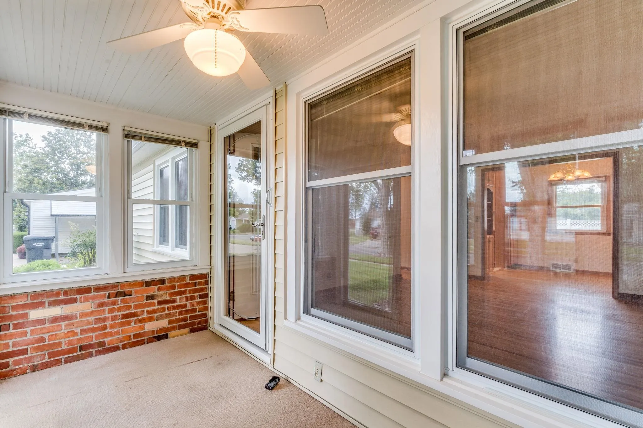 Wichita, Kansas 67217, United States, 3 Bedrooms Bedrooms, ,1 BathroomBathrooms,Residential,Pending,141019