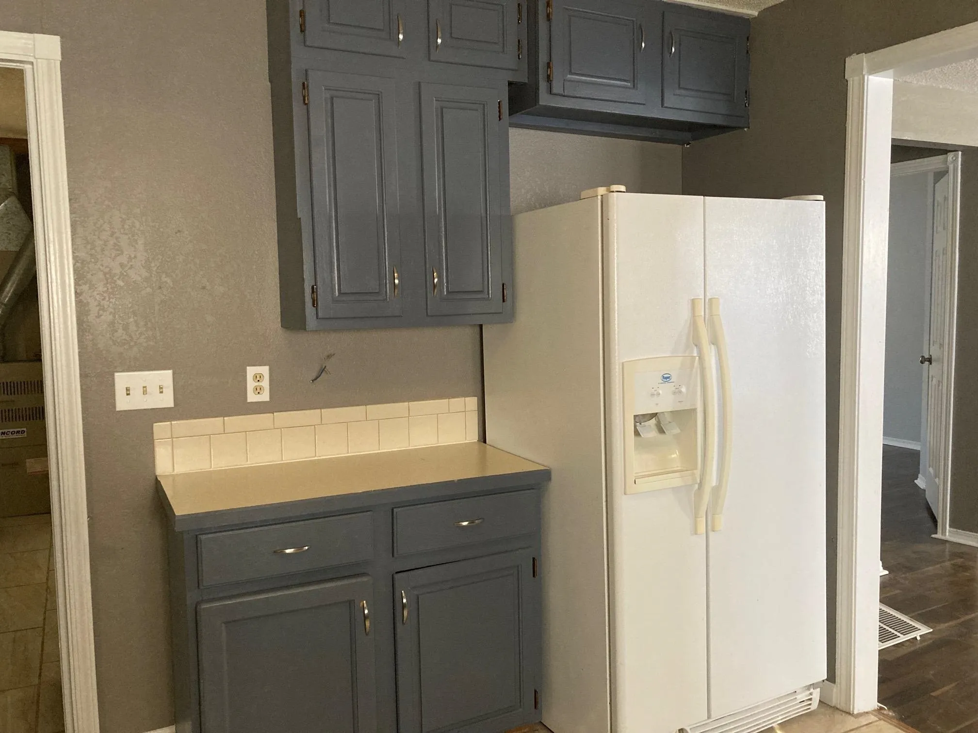 Wichita, Kansas 67214, United States, 4 Bedrooms Bedrooms, ,2 BathroomsBathrooms,Residential,Pending,30120