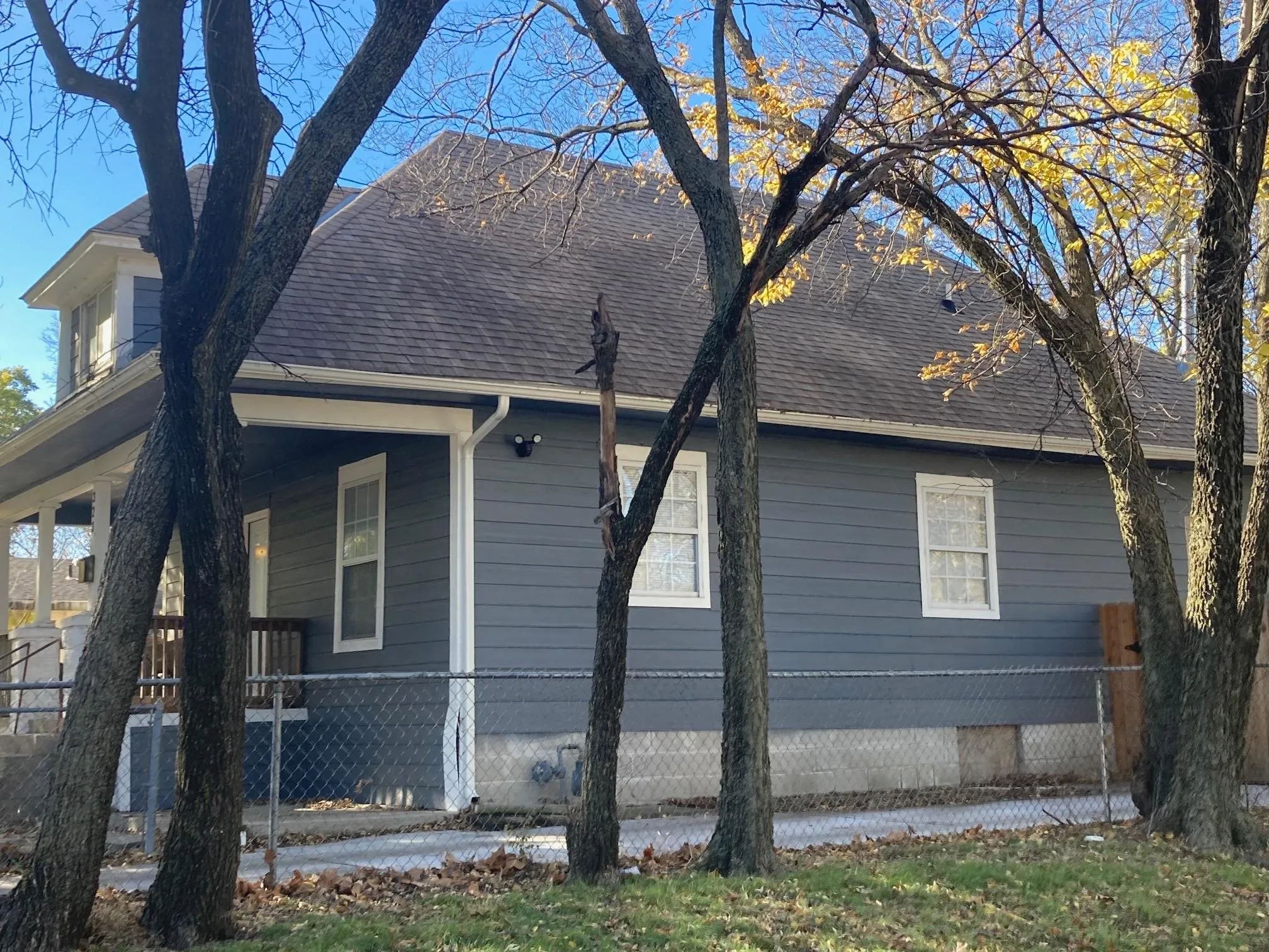 Wichita, Kansas 67214, United States, 4 Bedrooms Bedrooms, ,2 BathroomsBathrooms,Residential,Pending,30120