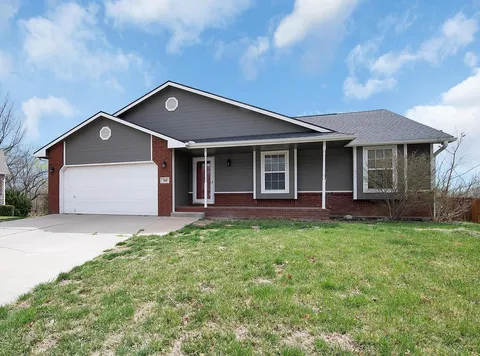 158 Chestnut Dr, Mulvane, KS MLS: 649902