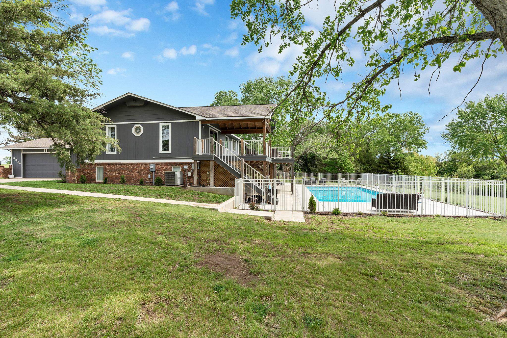 5836 S Killdeer Ln, Viola, Kansas image 3