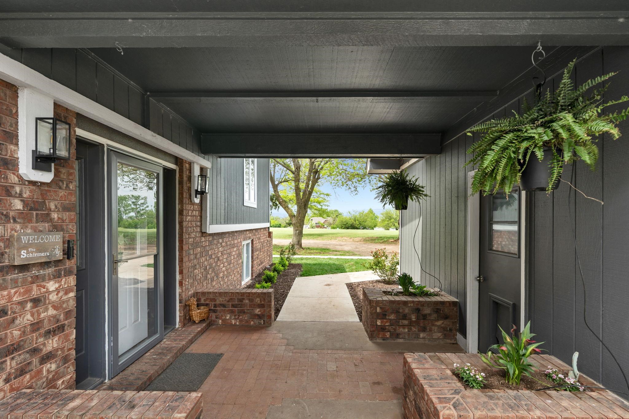 5836 S Killdeer Ln, Viola, Kansas image 5