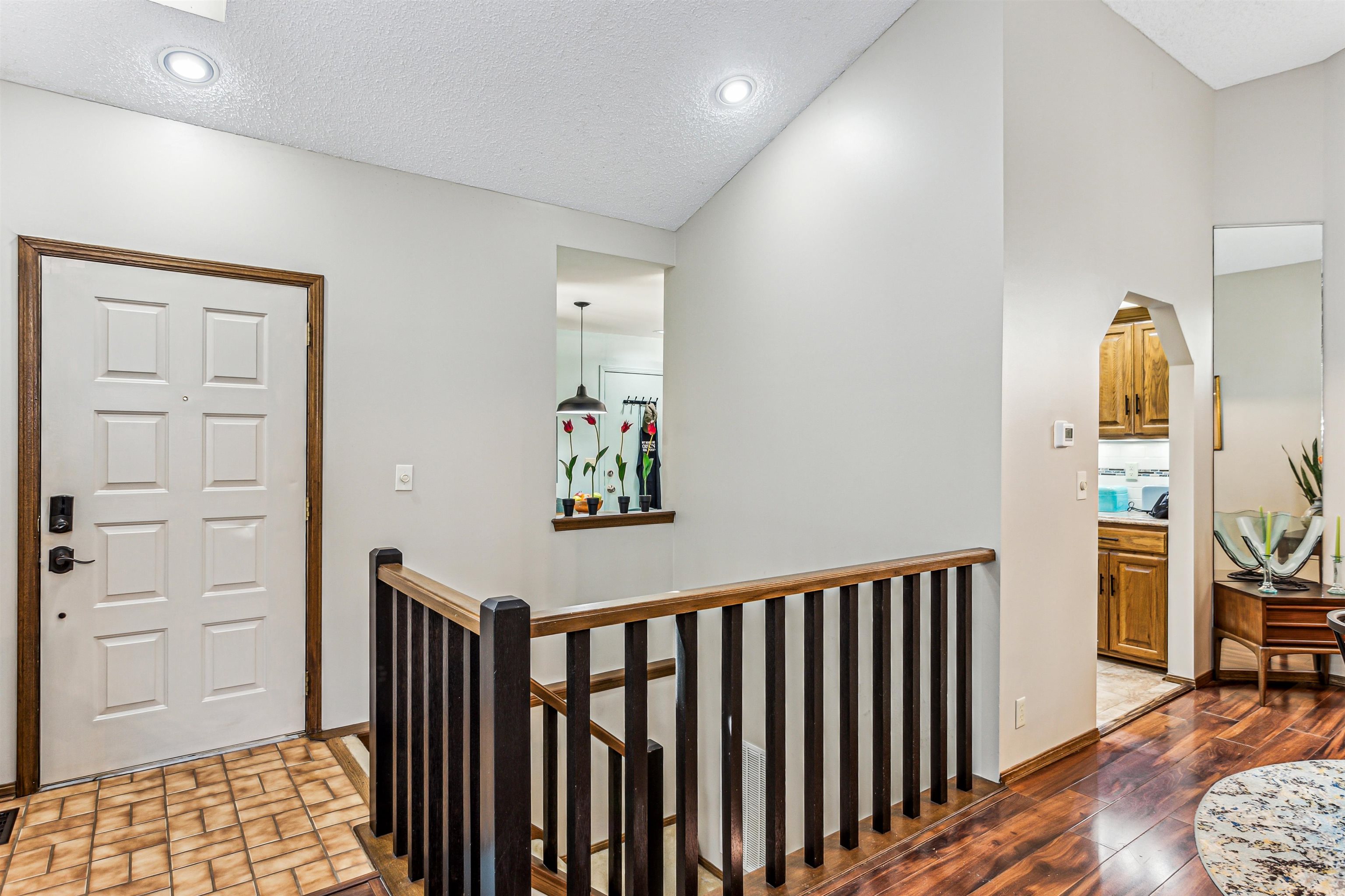 6736 E Pepperwood Ct, Wichita, Kansas image 3