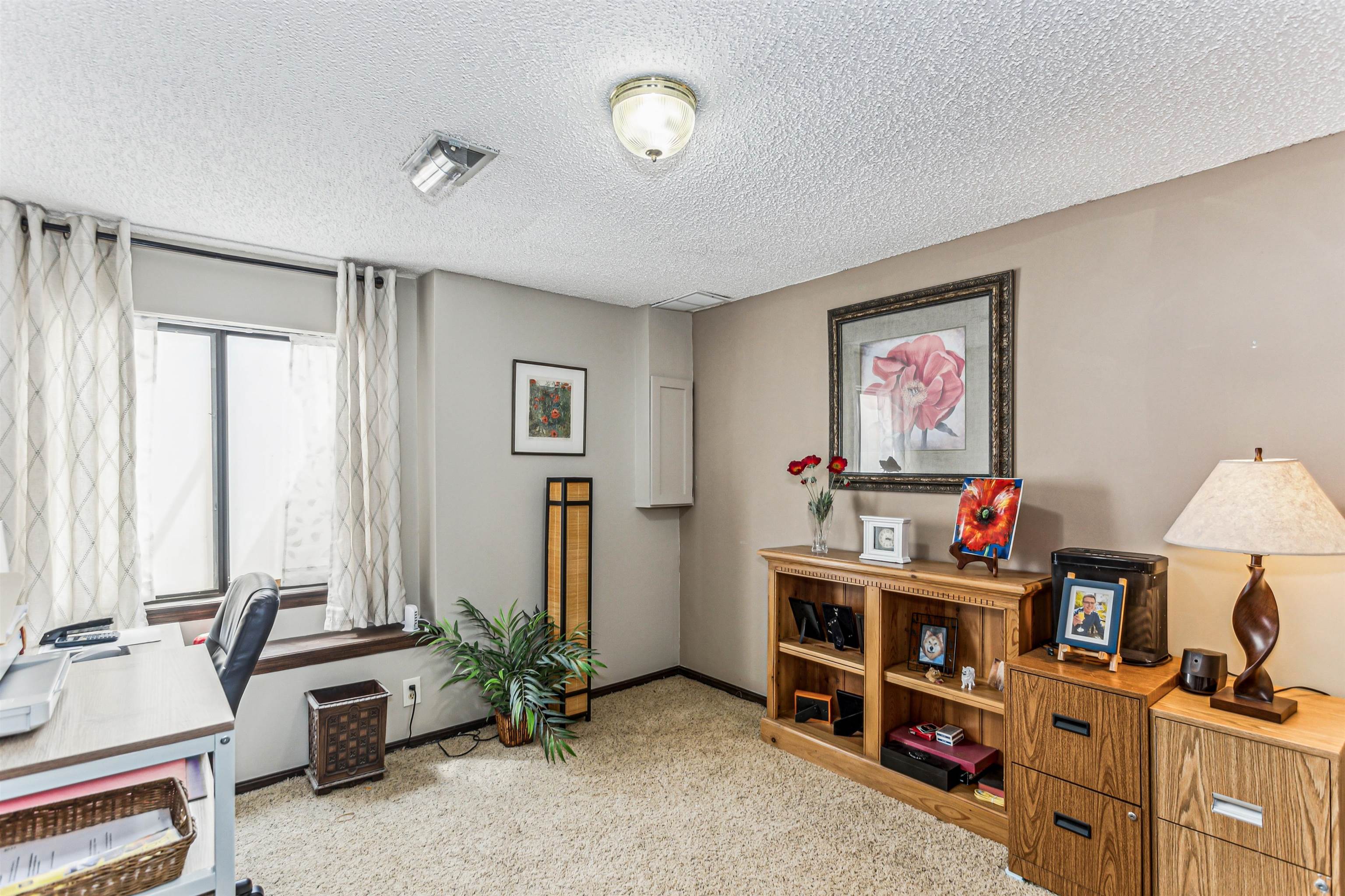 6736 E Pepperwood Ct, Wichita, Kansas image 17