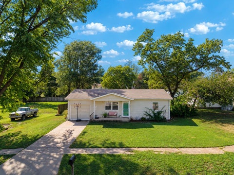 Homes For Sale - 618 N Blaine St<br/> Wellington, KS 67152