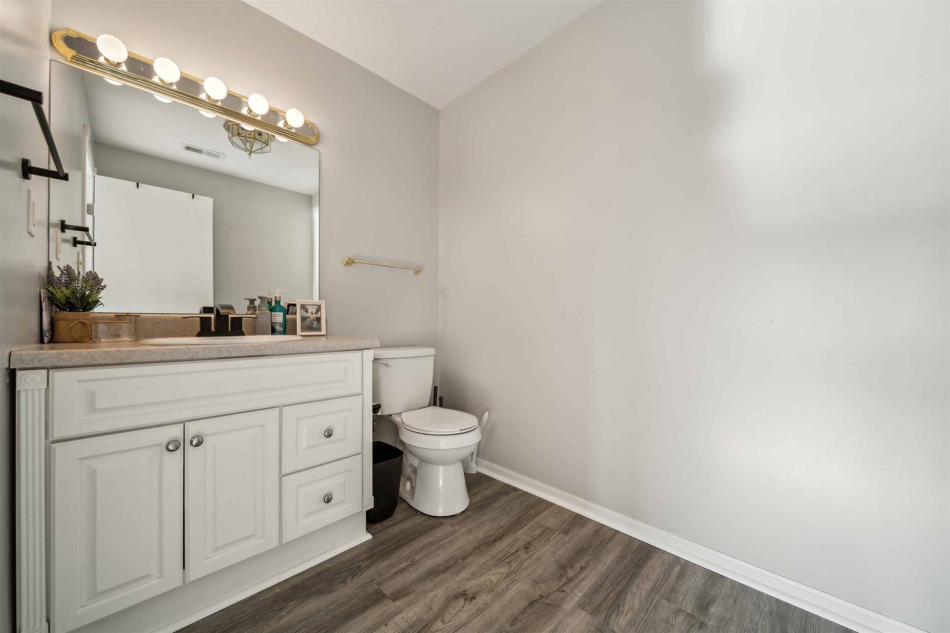 3210 N Lakecrest St, Wichita, Virginia image 28
