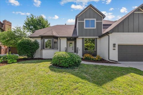 Townhouse For Sale - 2610 N Wilderness Circle<br/> Wichita, KS 67226