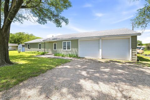 Homes For Sale - 10283 SW White Rd<br/> Augusta, KS 67010