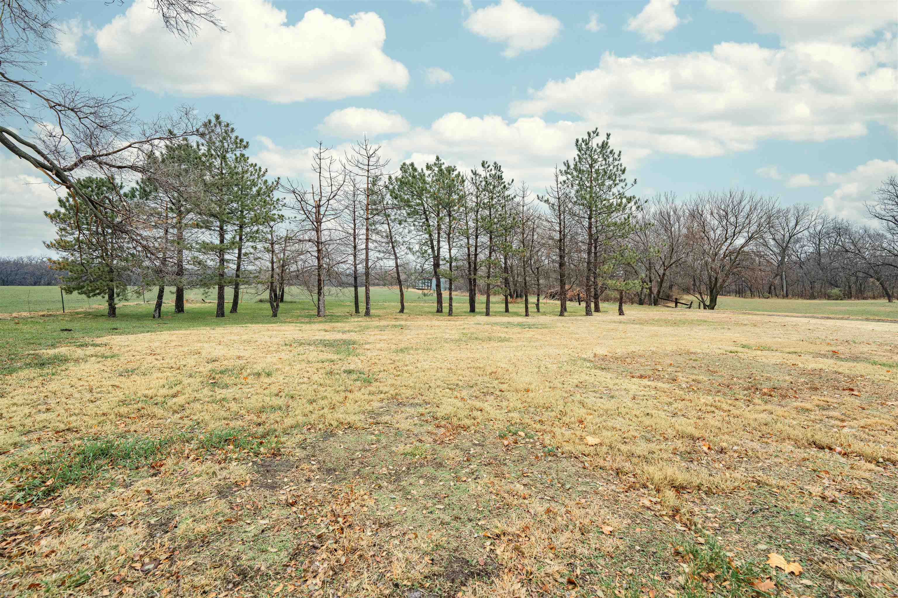 3565 E Country Club Rd, Salina, Kansas image 25