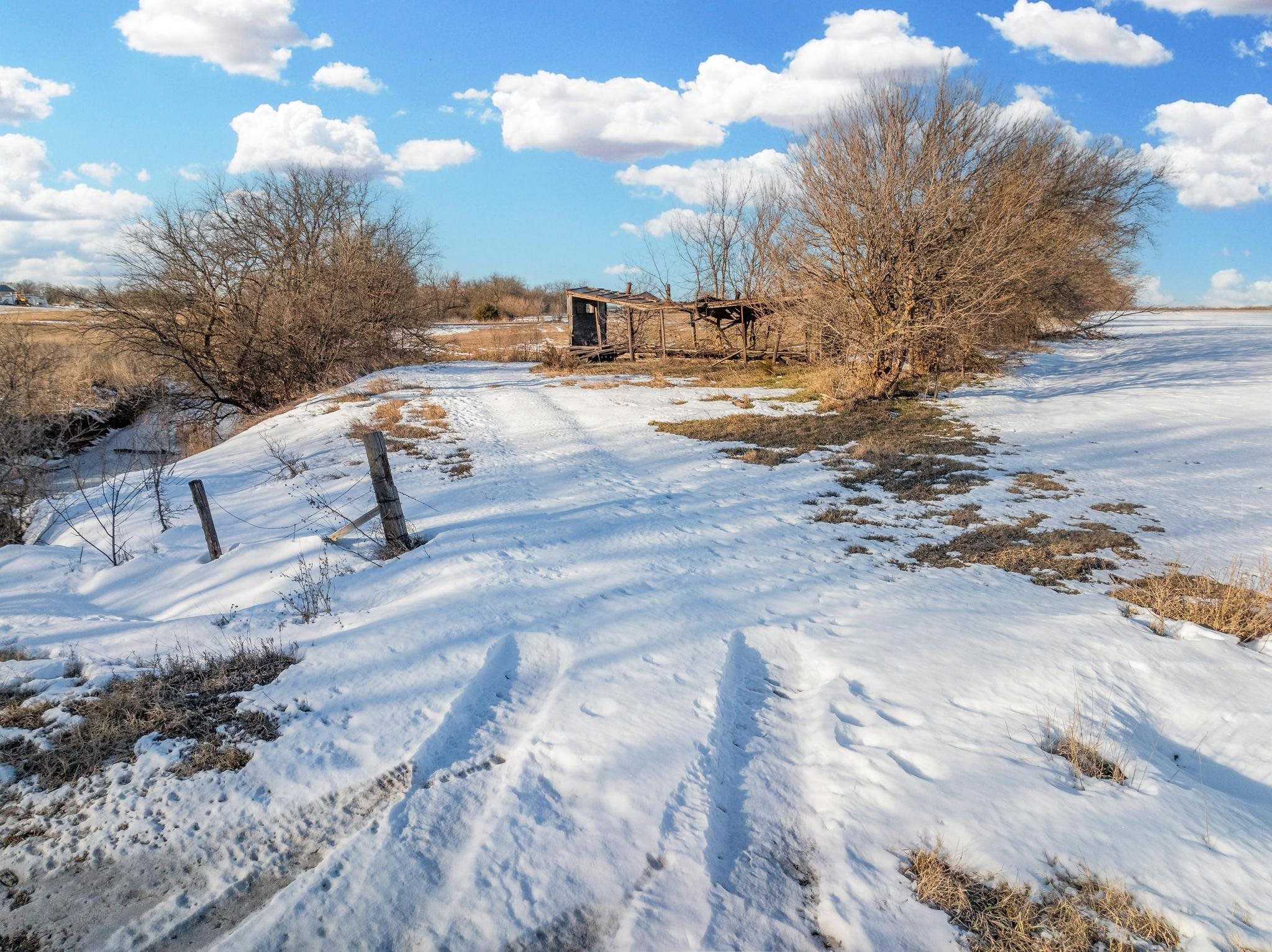 2669 S Oliver Rd, Newton, Kansas image 11