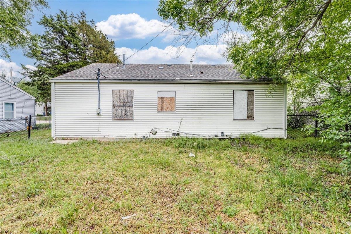 2343 N Poplar Ave, Wichita, Kansas image 10