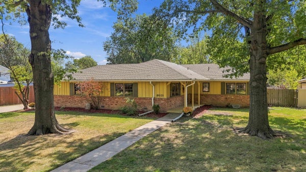 8121 E MOCKINGBIRD ST, WICHITA, KS 67207 - Image 73bd643568a82bcedd99e0b68e65ab35/3109528577