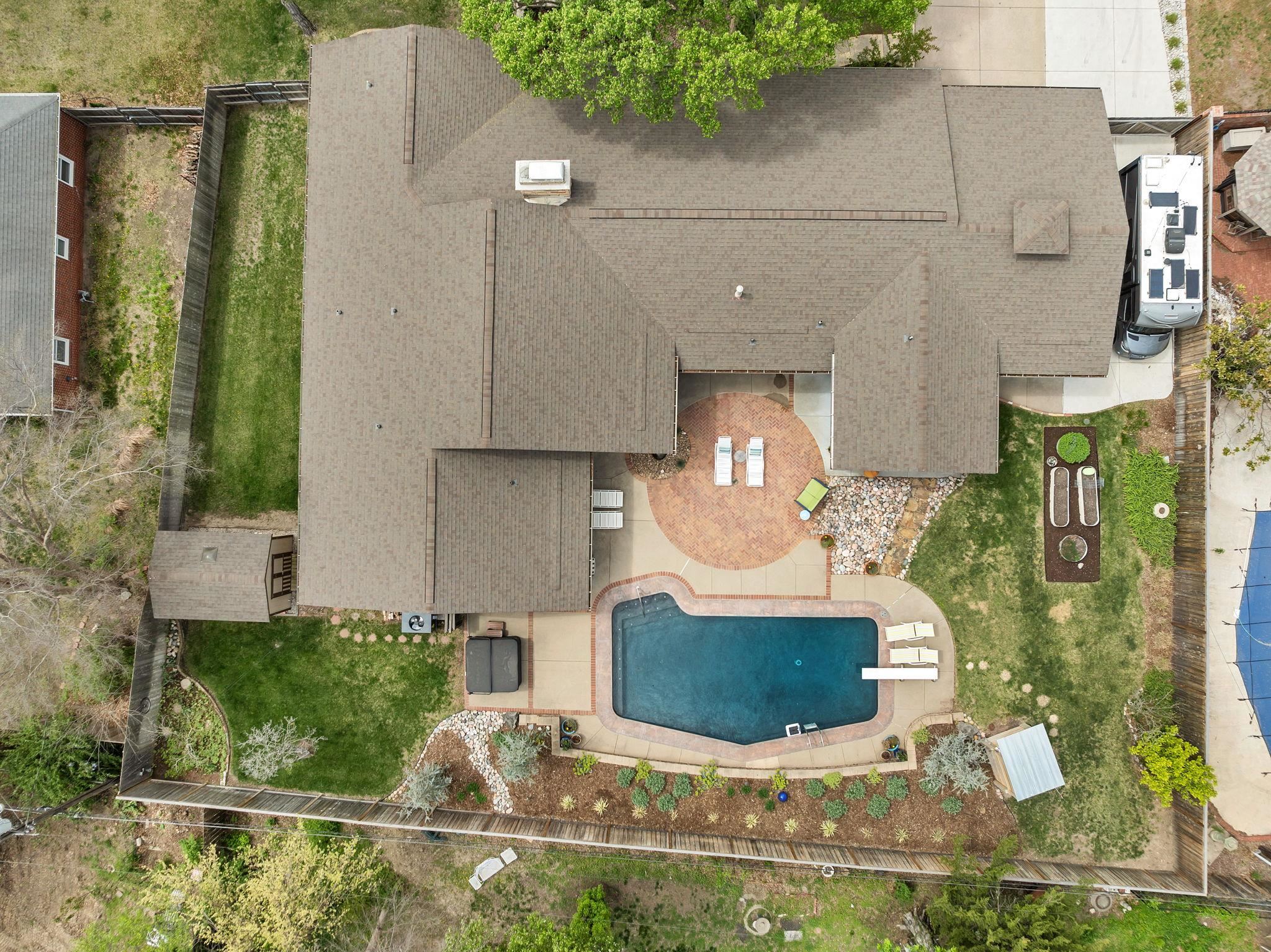 1210 N Willow Ln, Wichita, Kansas image 36