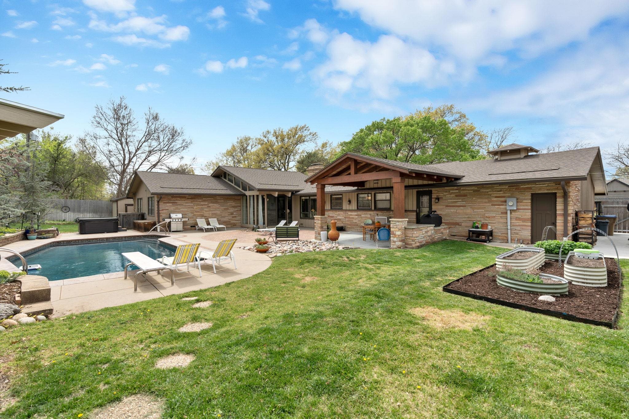 1210 N Willow Ln, Wichita, Kansas image 33