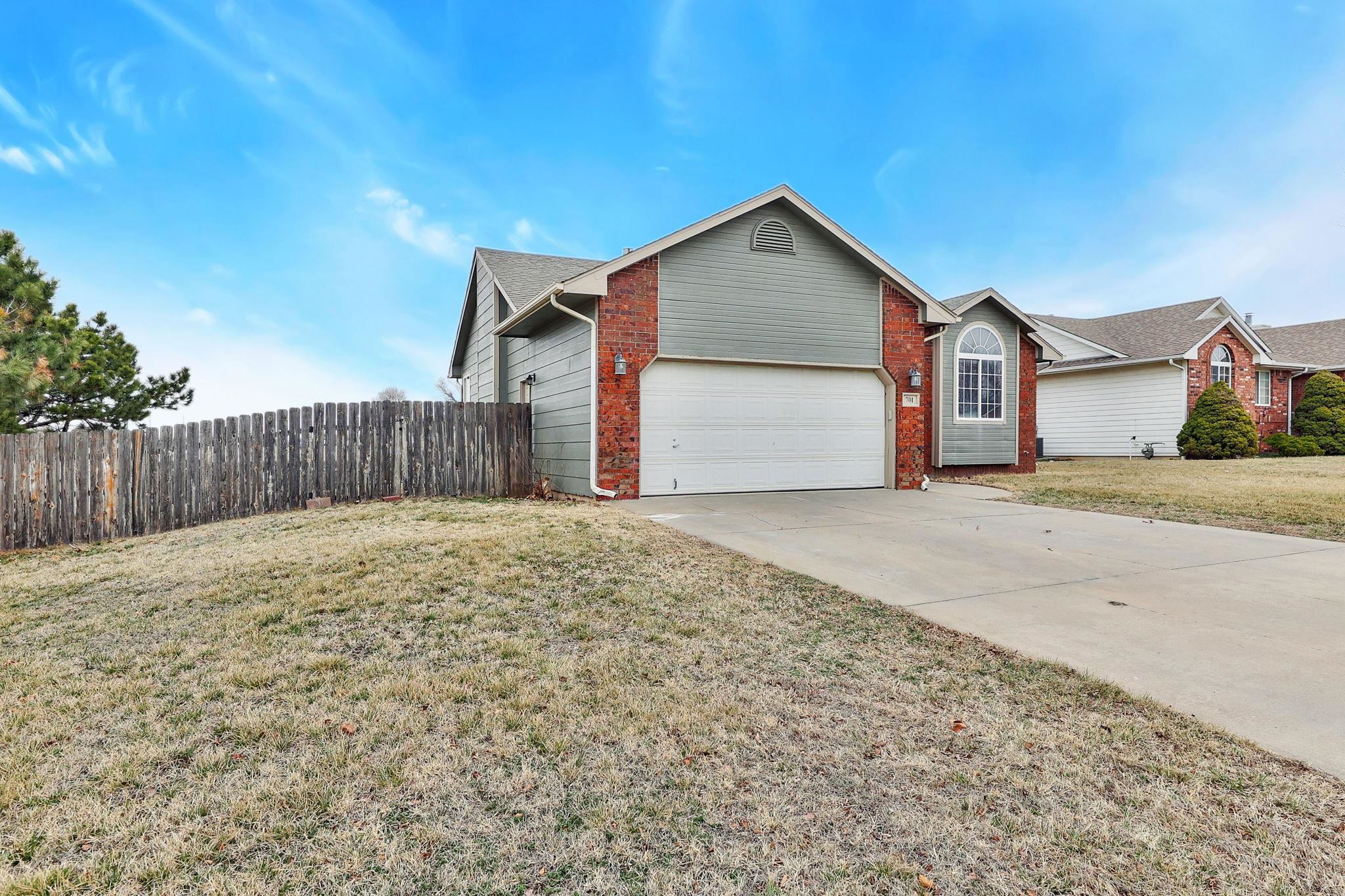 701 E Lakewood Ct, Augusta, Kansas image 3