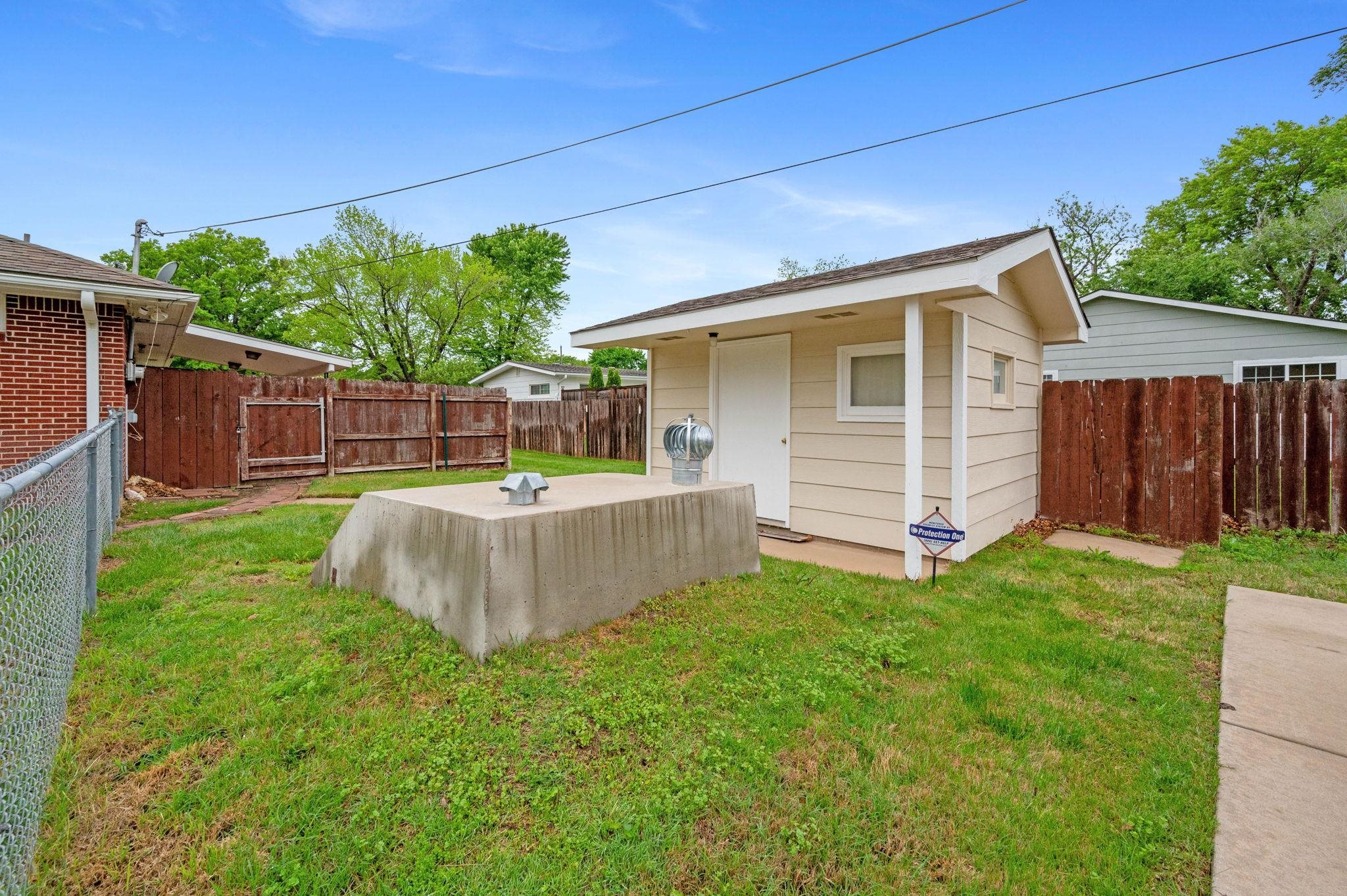 8400 W University Ave, Wichita, Kansas image 24