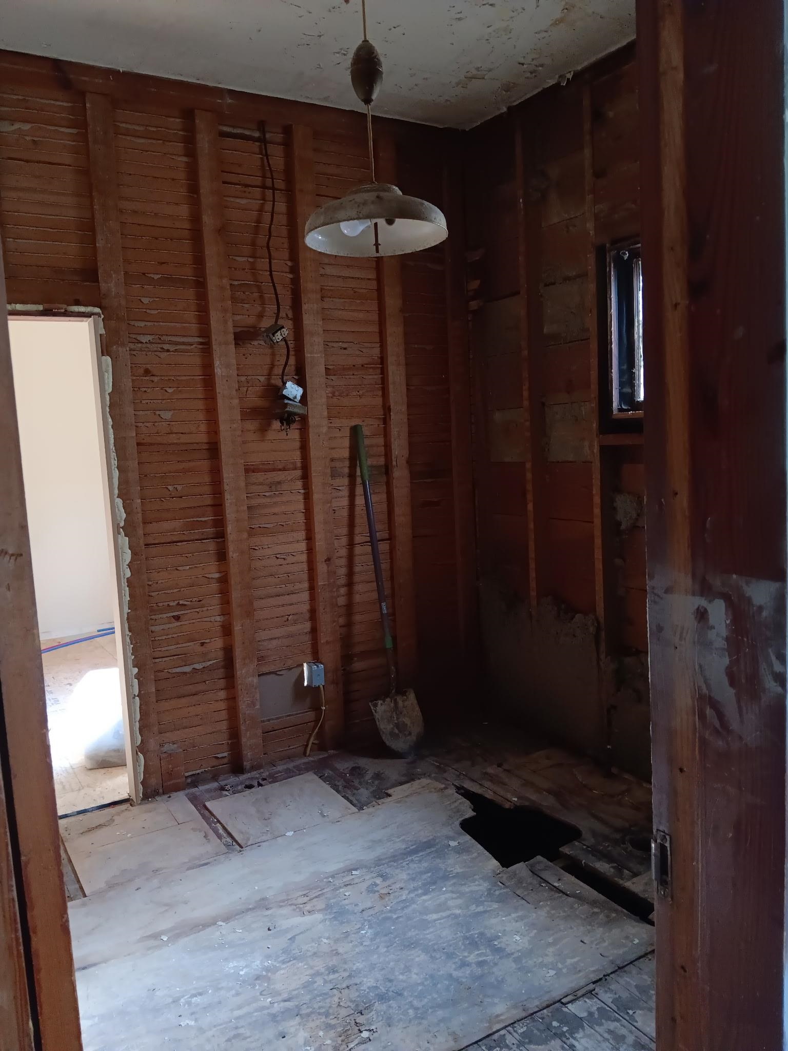1018 E 6th Ave, Winfield, Kansas image 7