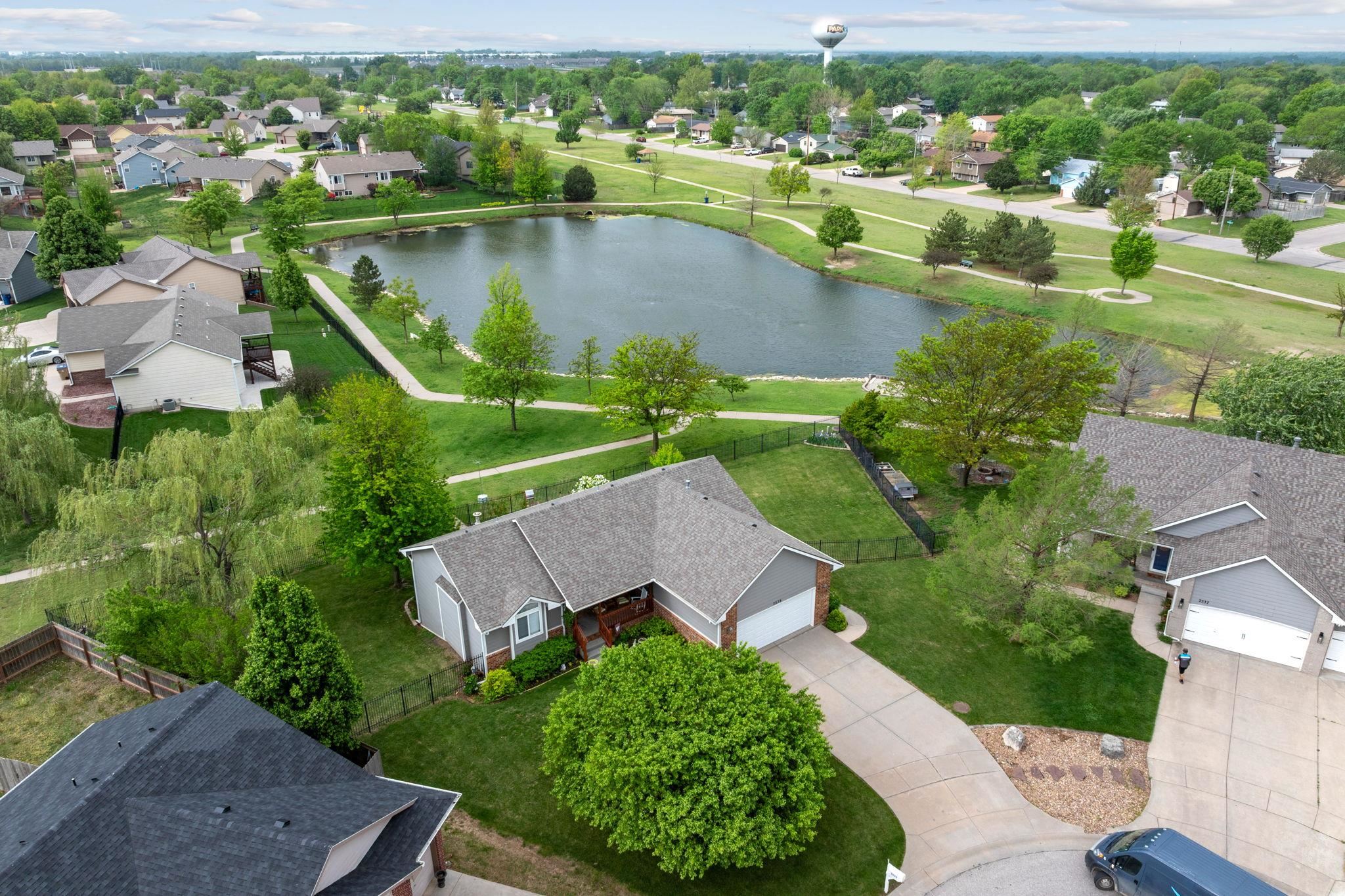 2539 E Ventnor Ct, Park City, Kansas image 33