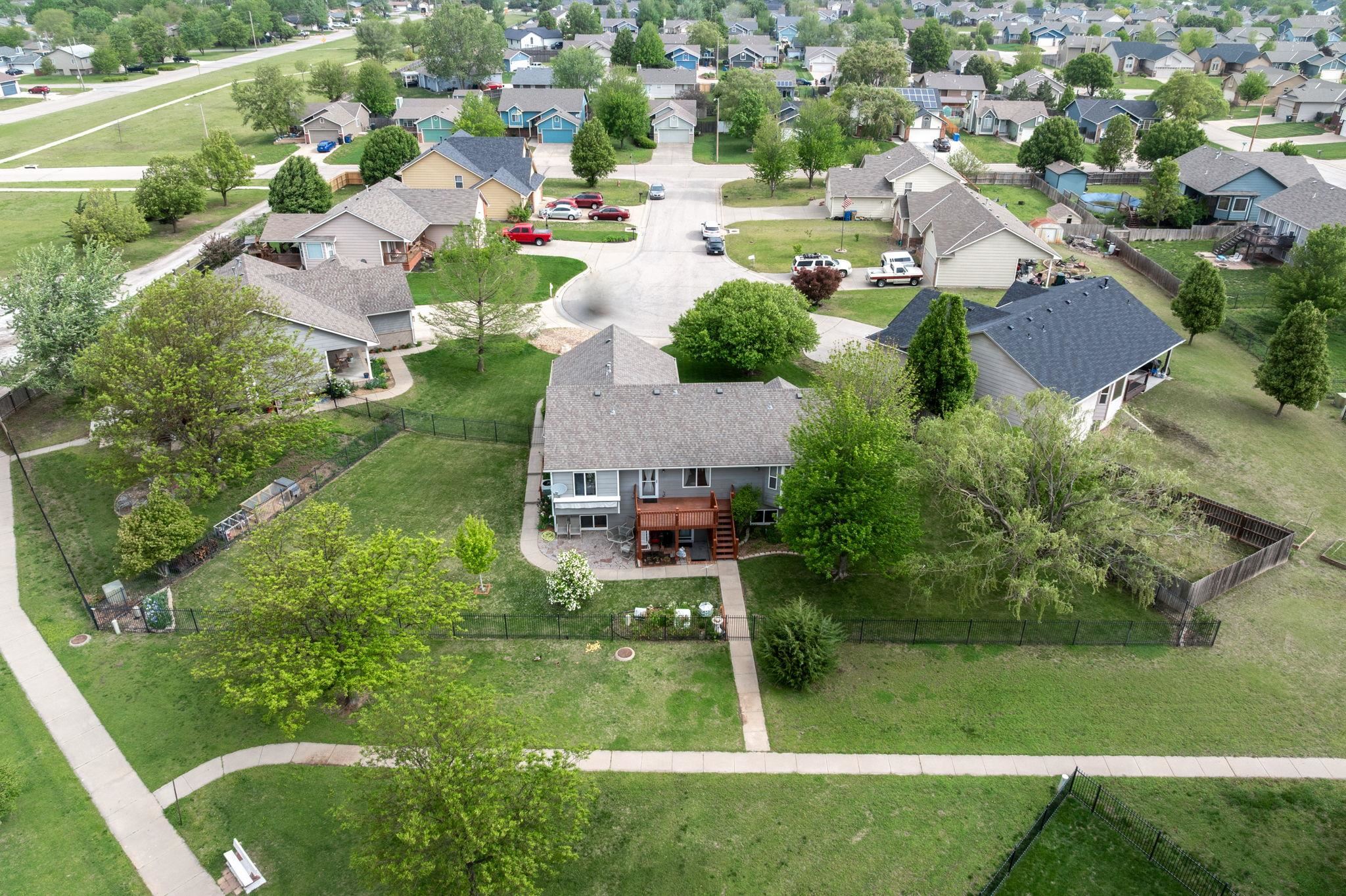 2539 E Ventnor Ct, Park City, Kansas image 29