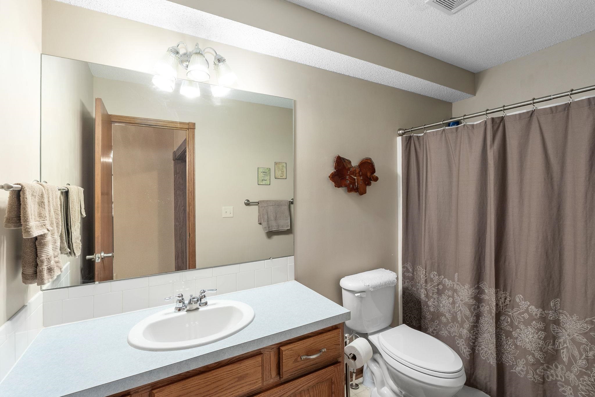 2539 E Ventnor Ct, Park City, Kansas image 15
