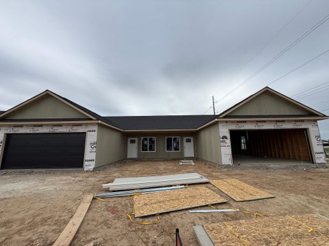 Multifamily For Sale - 9616/9618 E Wassall St<br/> Sedgwick County, Wichita, KS 67210