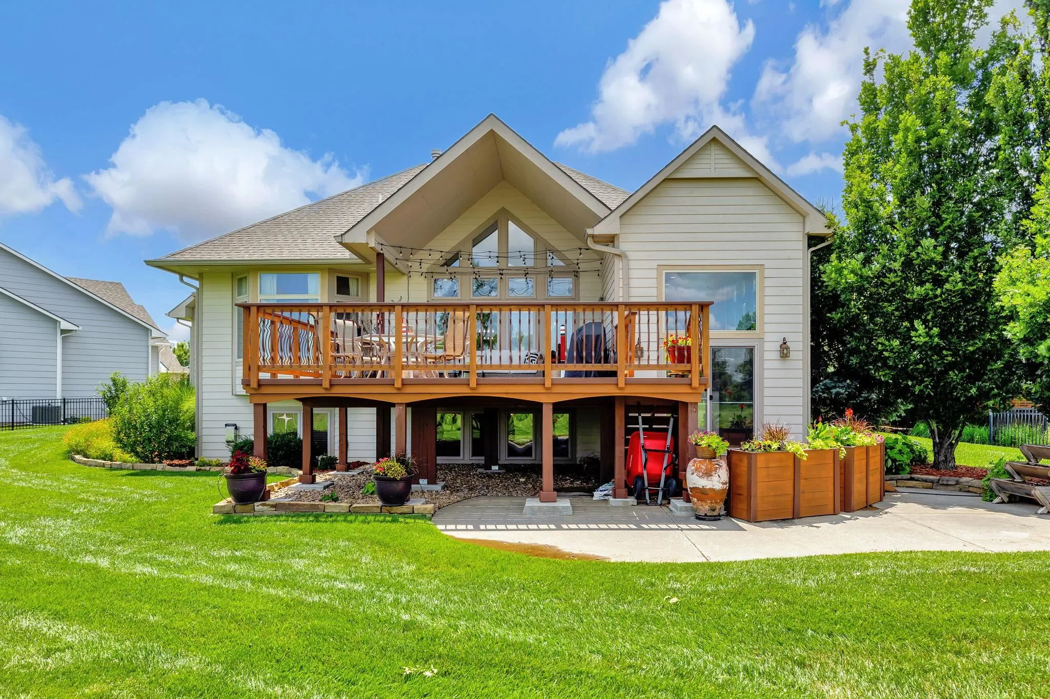 Derby, Kansas 67037, United States, 2 Bedrooms Bedrooms, ,3 BathroomsBathrooms,Residential,Active,156850